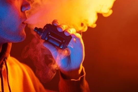 Inside đá gà campuchia trực tiếp events and myths about e cigarettes that shape online debate