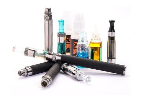 Complete guide to đá gà trực tiếp bình luận viên hôm nay and e cigarette display strategies to boost viewer engagement