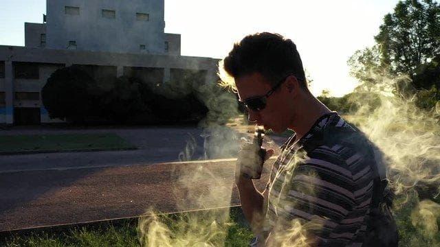 Dampfer Shop Retailer’s Guide to wholesale electronic cigarettes Sourcing Top Brands, Bulk Deals and Compliance Tips